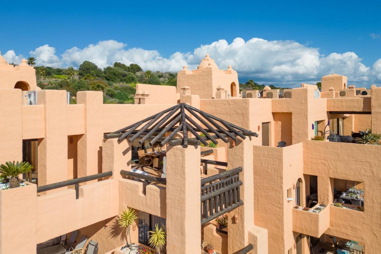 Ferienwohnung 15 First Line Penthouse With Wonderful Seaview Near Duquesa Golf Manilva Andalucia Exterior foto